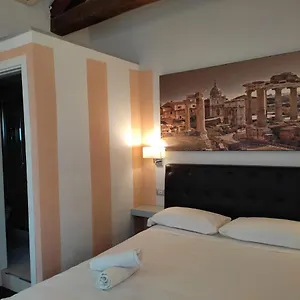 Relais Arco Della Pace Guest house